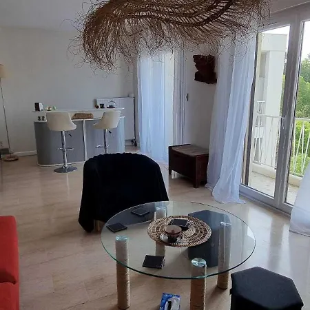 Проживание в семье D'hotes - - Chez Denis-jo *