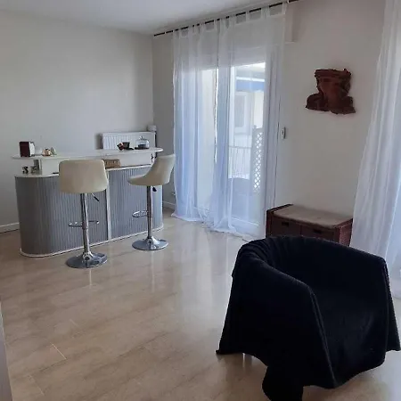 D'hotes - - Chez Denis-jo Проживание в семье *